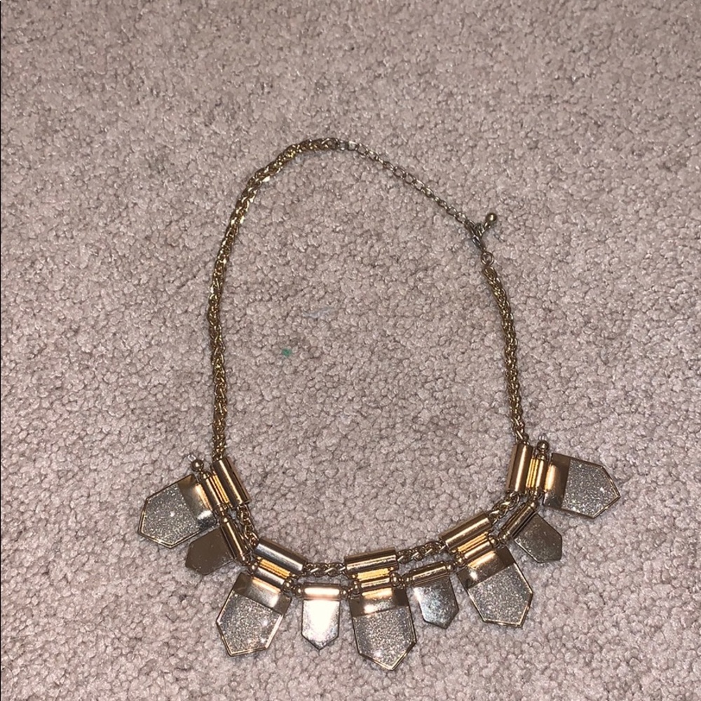 Beautiful Statement necklace.